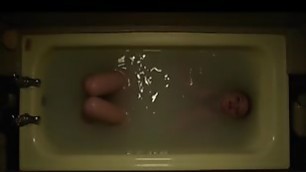 Mackenzie Davis nude covered in the bath