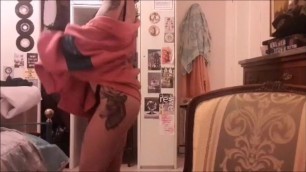 italian girl on periscope showing her tattoos in underwear