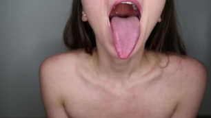 EXTRA LONG TONGUE AND MOUTH FETISH ????